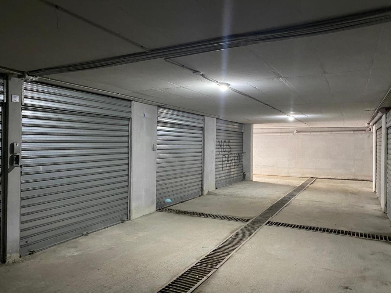 דירות Luxury Seaview Vlora Flat Free Parking מראה חיצוני תמונה